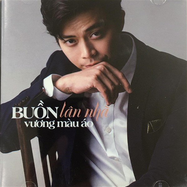 Buồn Vương Màu Áo